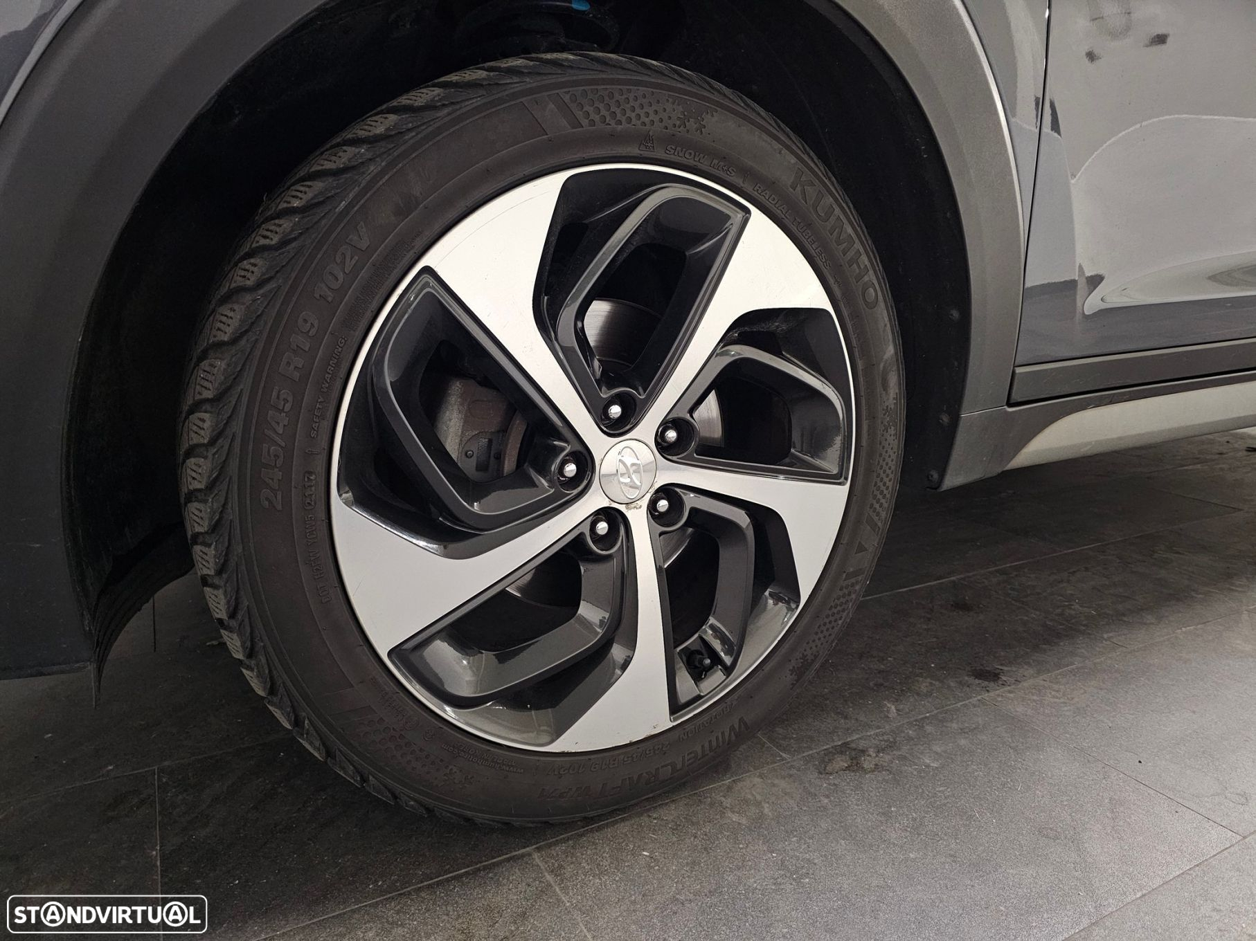Hyundai Tucson 1.7 CRDi Premium DCT - 35