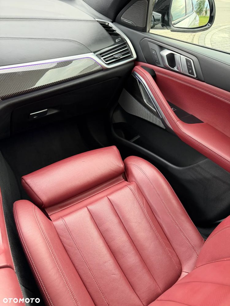 BMW X6 xDrive40i - 24