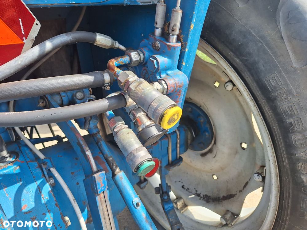 Ford 4600 - 14
