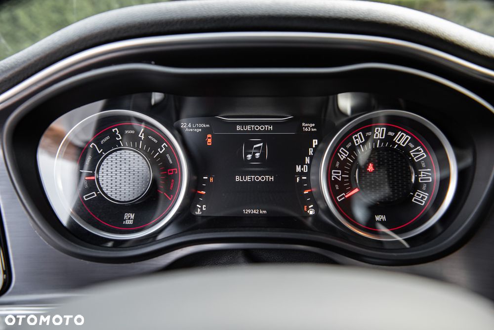 Dodge Challenger 5.7 R/T - 21