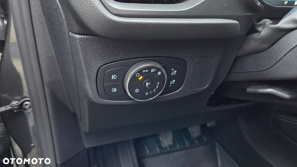 Ford Focus 1.0 EcoBoost Titanium X - 18