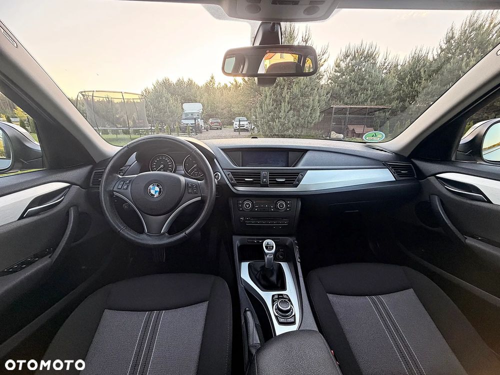 BMW X1 xDrive18d xLine - 24