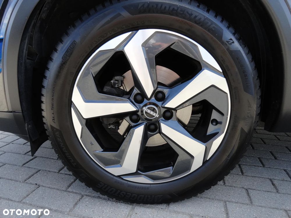 Nissan Qashqai 1.3 DIG-T MHEV N-Connecta - 29