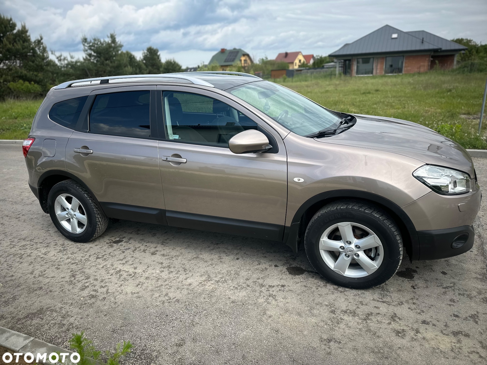 Nissan Qashqai+2 2.0 Tekna Premium - 6