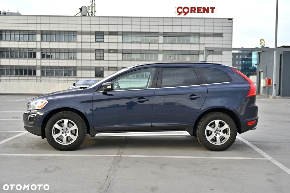 Volvo XC 60 D4 Momentum - 3