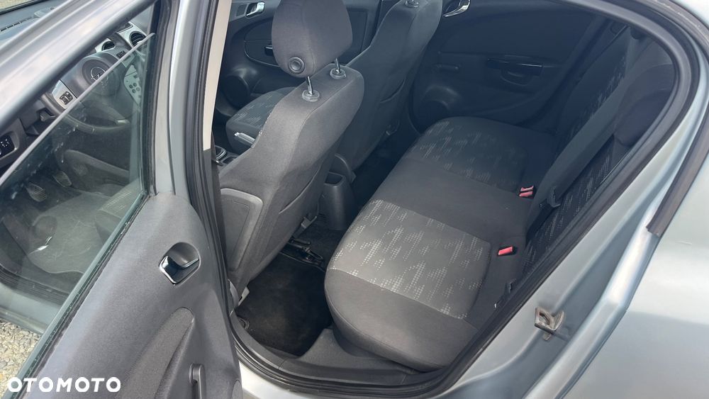 Opel Corsa - 15