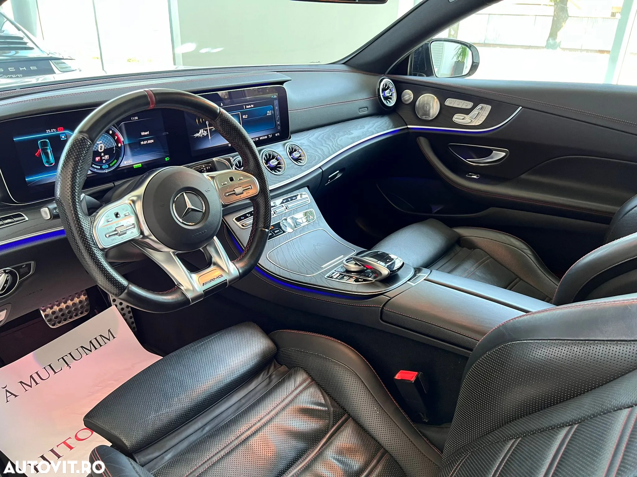 Mercedes-Benz E - 10