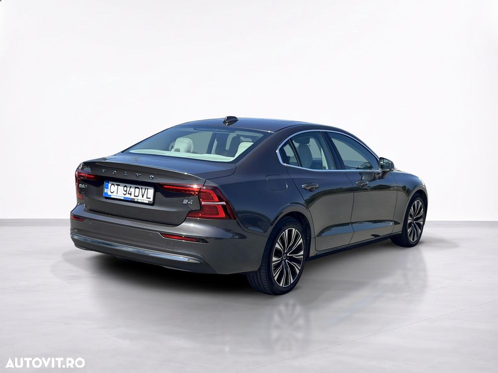 Volvo S60 B4 MHEV AT Plus Dark - 6