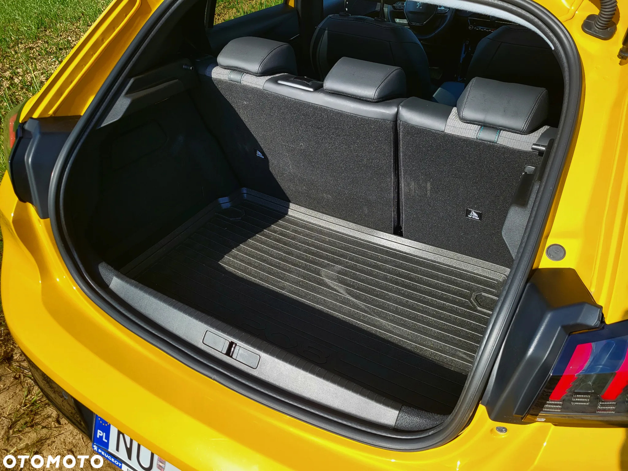 Peugeot 208 1.2 PureTech Allure S&S EAT8 - 7