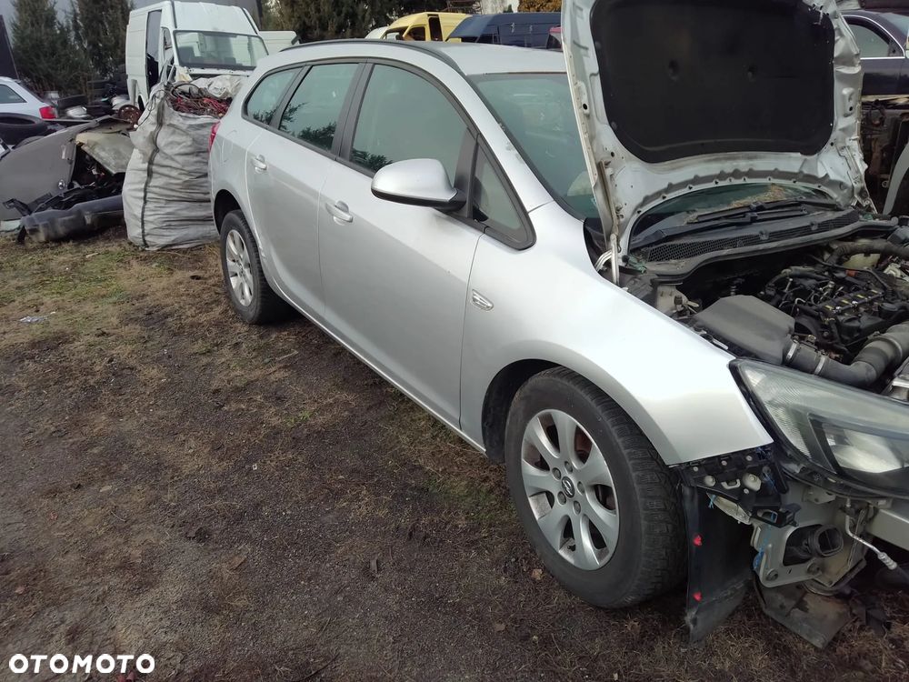 z176 lampa cwiartka tył błotnik drzwi astra j 09-15r części - 3