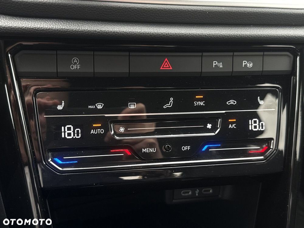 Volkswagen T-Roc 1.5 TSI R-Line DSG - 22