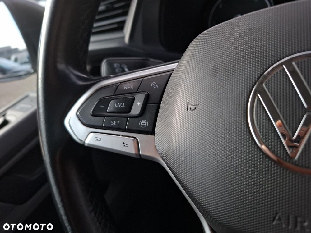 Volkswagen Transporter CARAVELLE 2.0 TDI 110KM - 13