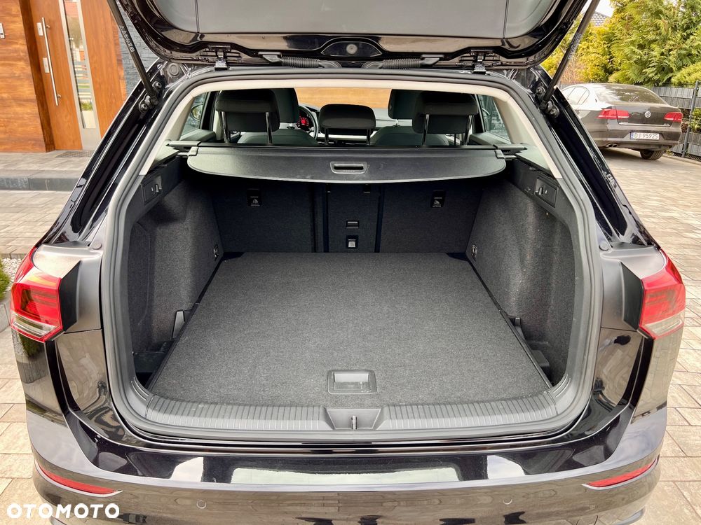 Volkswagen Golf 2.0 TDI Life - 12