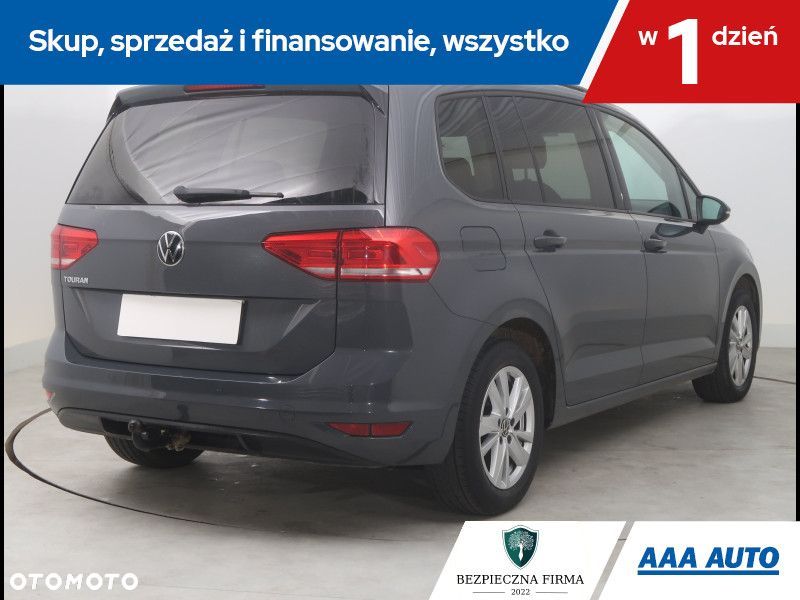 Volkswagen Touran - 6