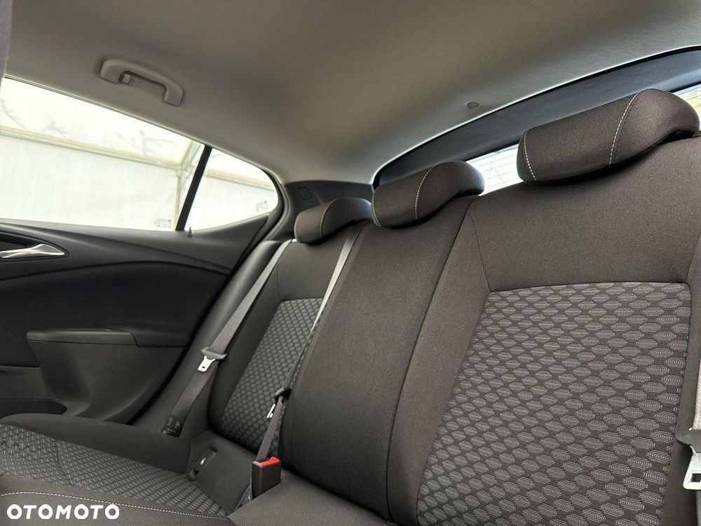 Opel Astra - 19