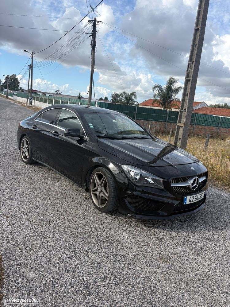 Mercedes-Benz CLA 180 d Shooting Brake AMG Line - 9