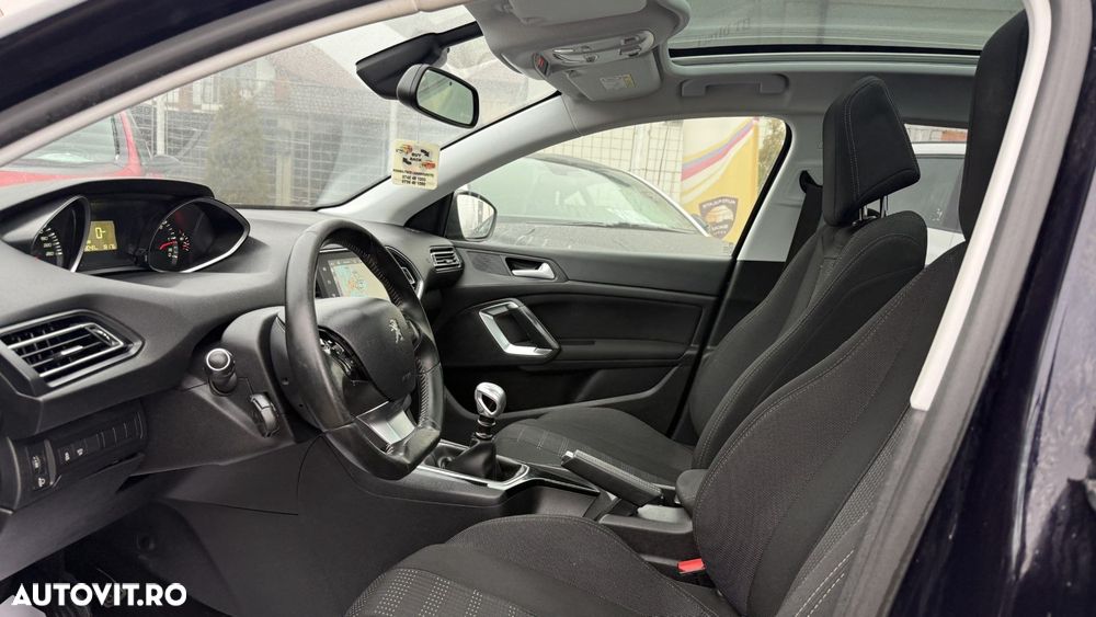 Peugeot 308 - 12