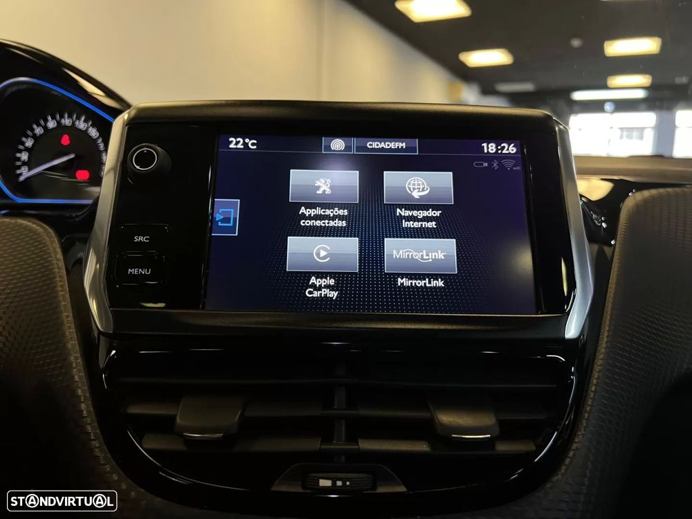 Peugeot 208 1.2 PureTech Signature - 15