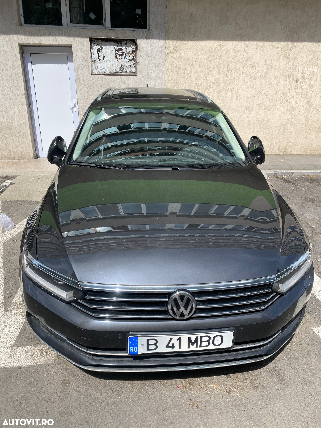 Volkswagen Passat Variant 1.6 TDI R Executive - 3