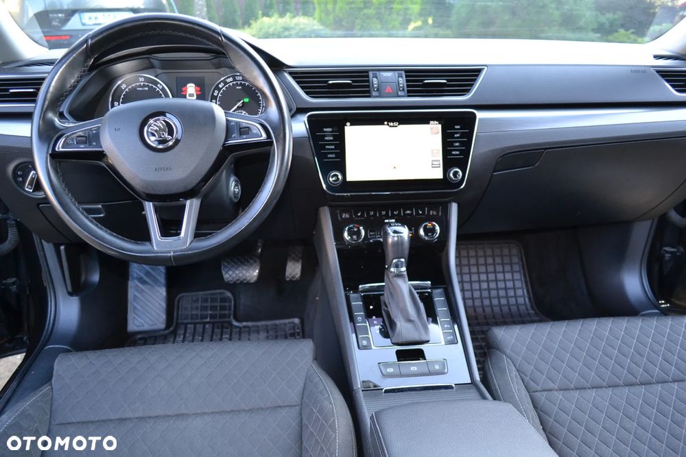 Skoda Superb 2.0 TDI DSG Style - 13