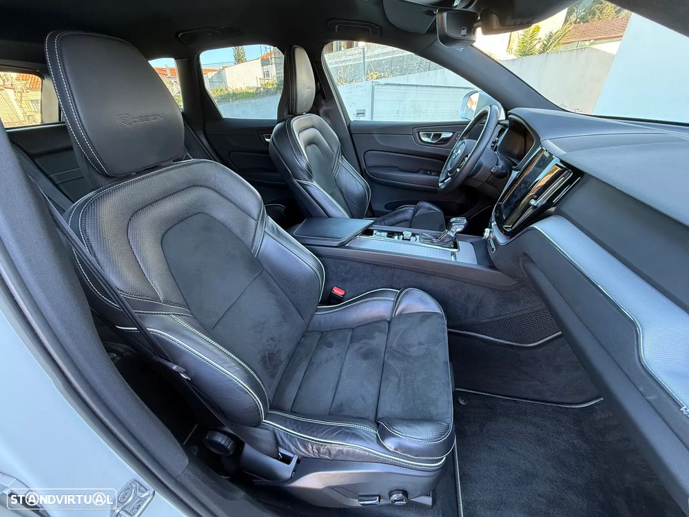 Volvo XC 60 2.0 D4 R-Design Geartronic - 14