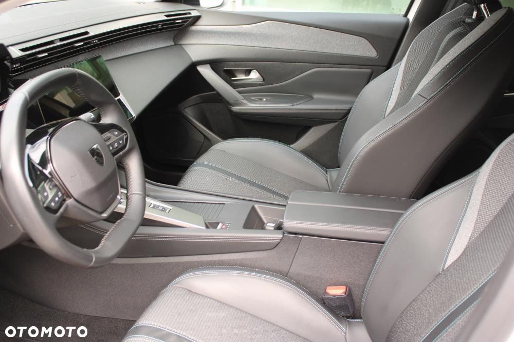 Peugeot 308 - 10