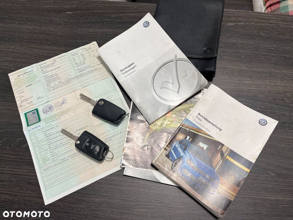 Volkswagen Polo 1.2 TSI Blue Motion Technology Allstar - 39
