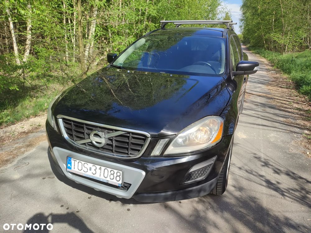 Volvo XC 60 2.4D AWD R-Design - 20