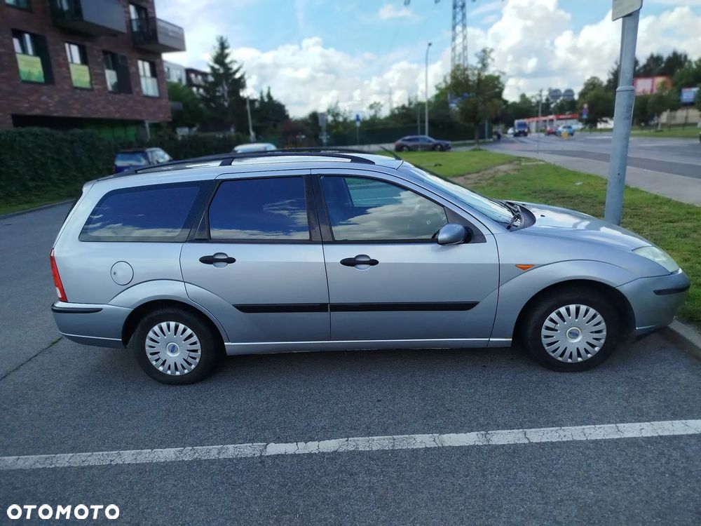 Ford Focus - 21