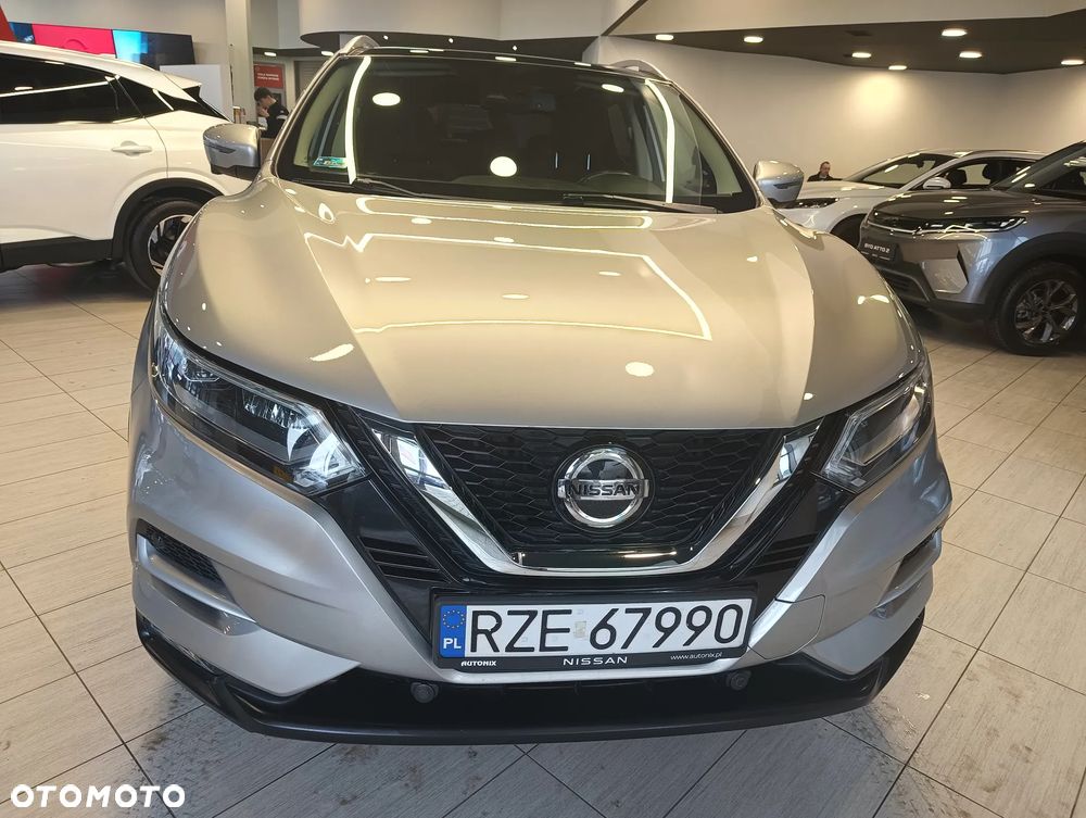 Nissan Qashqai 1.2 DIG-T N-Connecta EU6 - 9