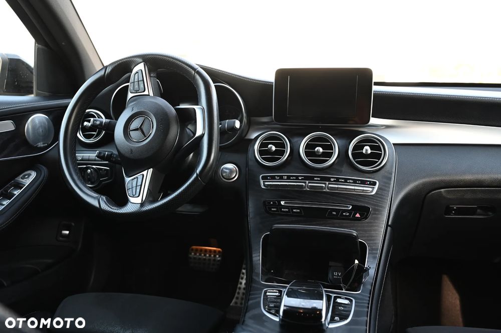 Mercedes-Benz GLC 300 4-Matic - 10