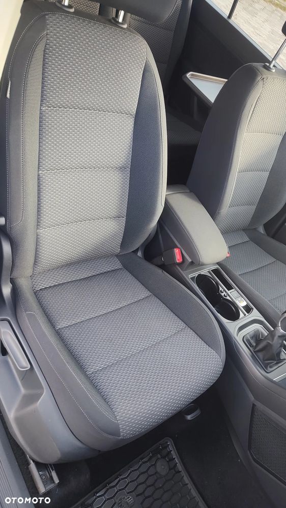 Volkswagen Touran 1.5 TSI EVO Comfortline Plus - 33