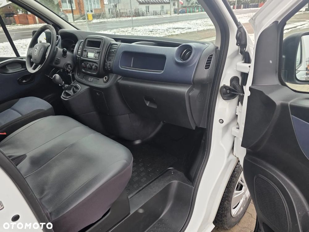 Opel Vivaro Chłodnia - 10