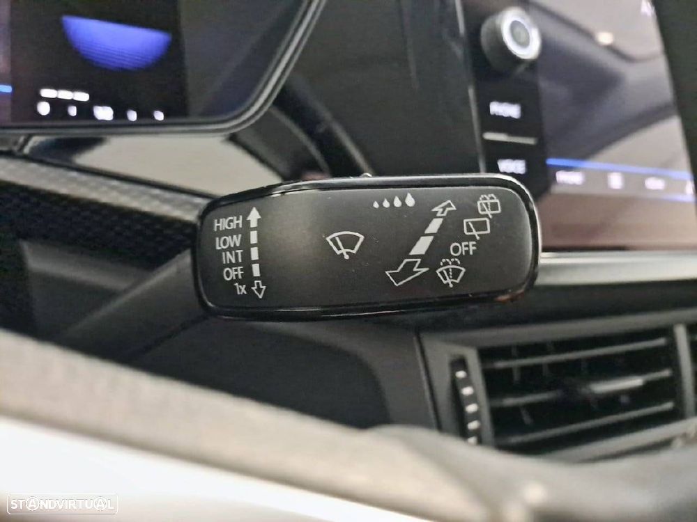 VW T-Cross 1.0 TSI Life - 16