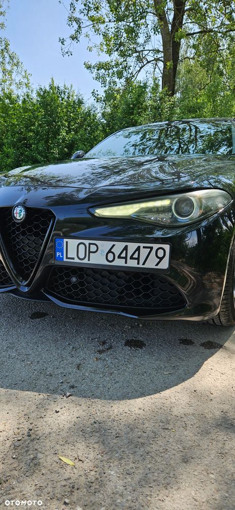 Alfa Romeo Giulia 2.0 Turbo 16V AT8-Q4 Ti - 5