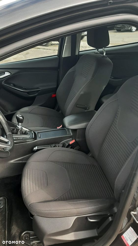 Ford Focus 2.0 TDCi Titanium ASS - 15