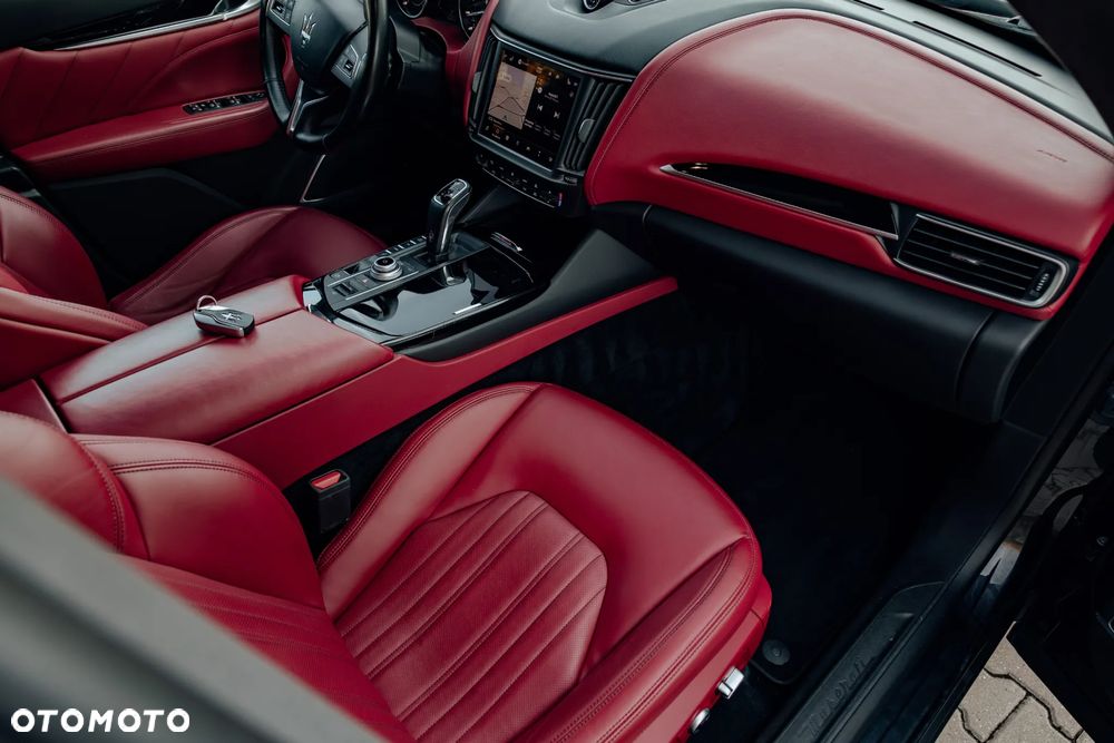 Maserati Levante MHEV GT - 24
