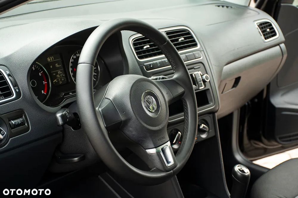 Volkswagen Polo 1.4 Style - 33