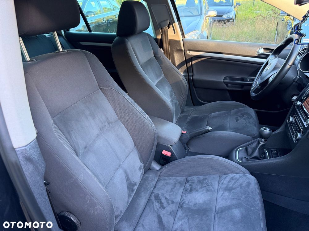Volkswagen Golf 1.6 TDI DPF Highline - 20
