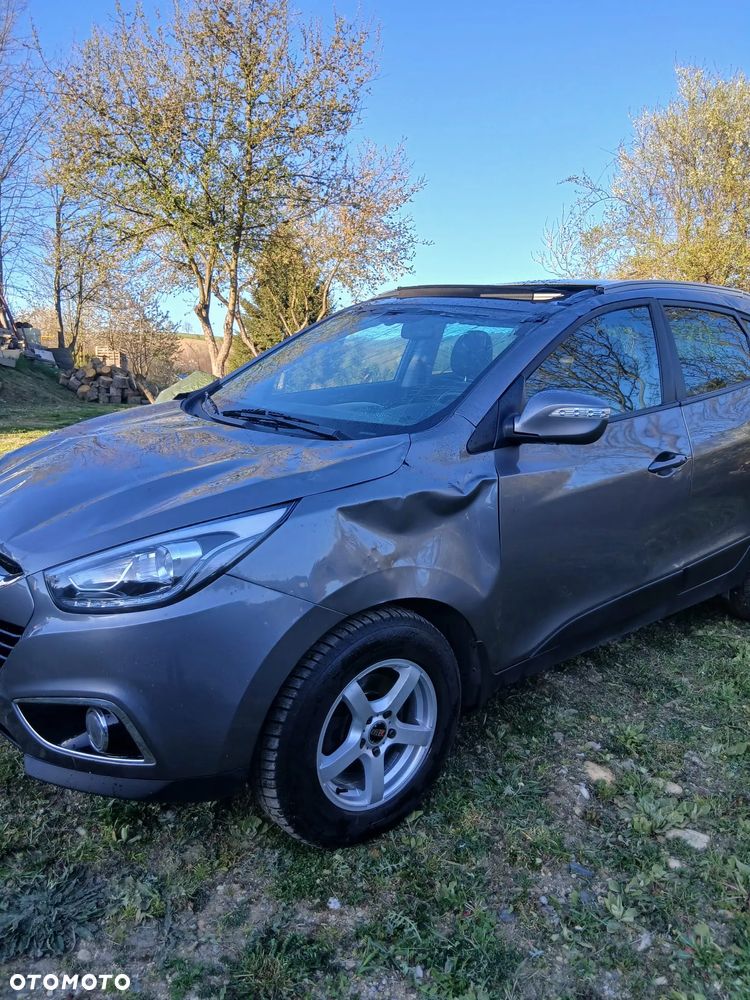 Hyundai ix35 2.0 CRDi 4WD Automatik Fifa World Cup Gold Edition - 2