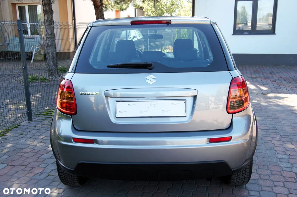 Suzuki SX4 1.5 Streetline 4x2 Classic - 12