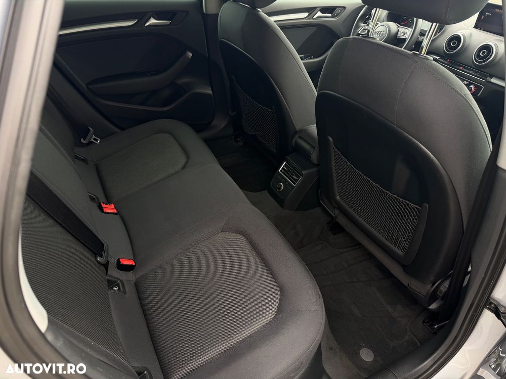 Audi A3 1.6 TDI ack S tronic - 12