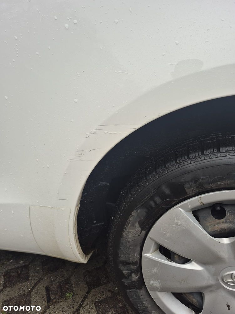 Toyota Yaris 1.0 Terra A/C - 8