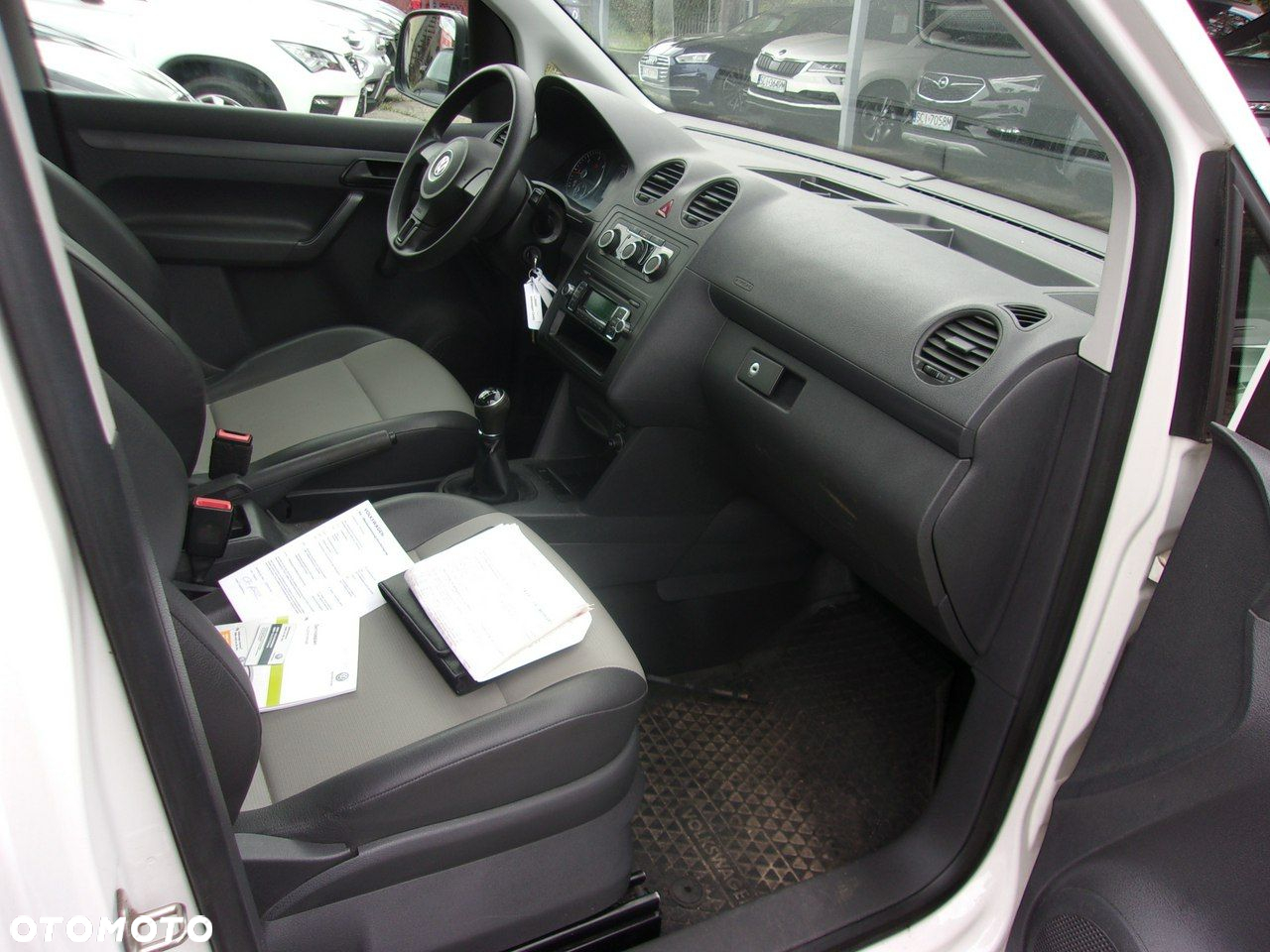 Volkswagen Caddy 2.0 TDI Comfortline Edition 4Motion - 29