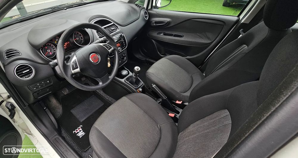 Fiat Punto 1.2 Lounge S&S - 16