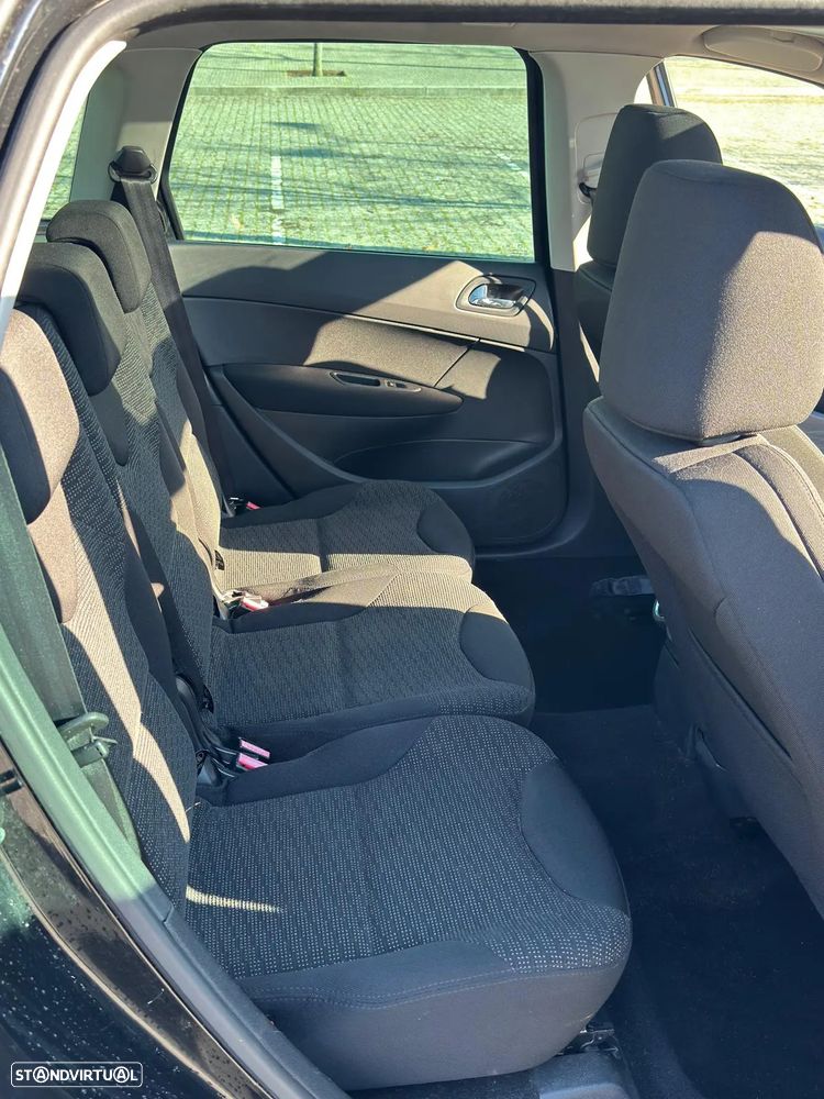 Peugeot 308 SW 1.6 HDi Executive - 16