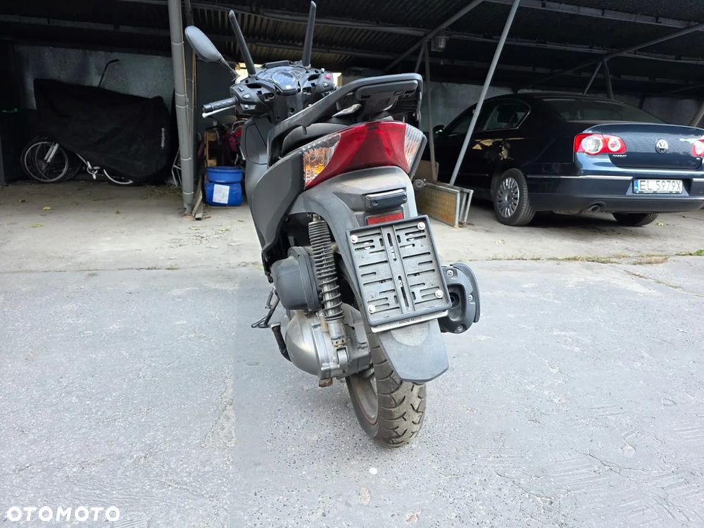 Honda SH - 5