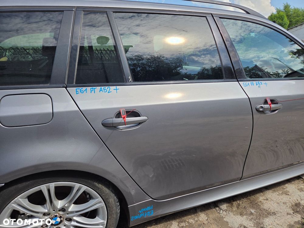 DRZWI PRAWE TYLNE BMW E61 SPACEGRAU A52/7