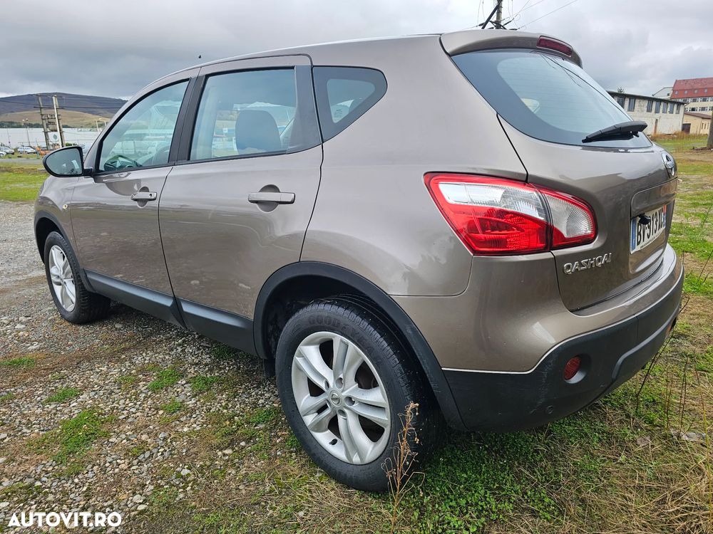 Nissan Qashqai 1.5 DCI N-Connecta - 12