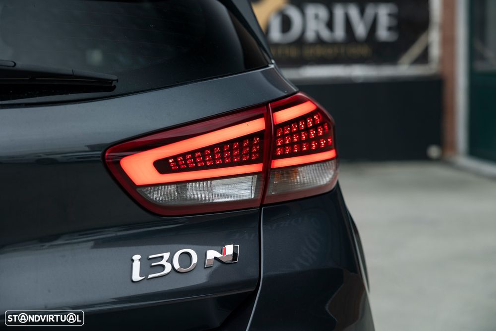 Hyundai i30 N 2.0 T-GDi Pack Performance - 8
